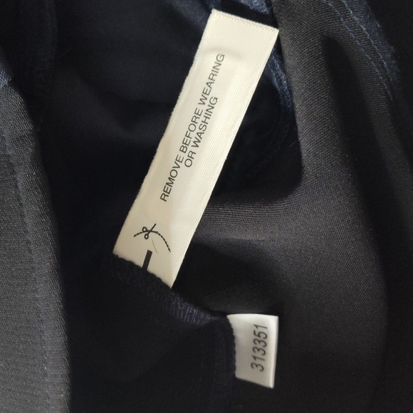 Ann Taylor Top Blouse Casual Peplum Sleeveless Round Neck Black 14 Petite - Picture 5 of 11